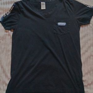 ⚡PINK By VS Women's Xsmall Black V Neck Tee